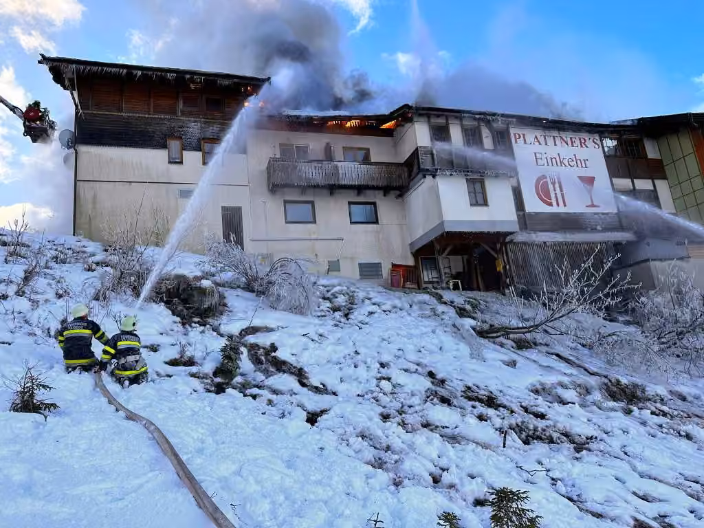 Hotelbrand am Nassfeld, Bild 1